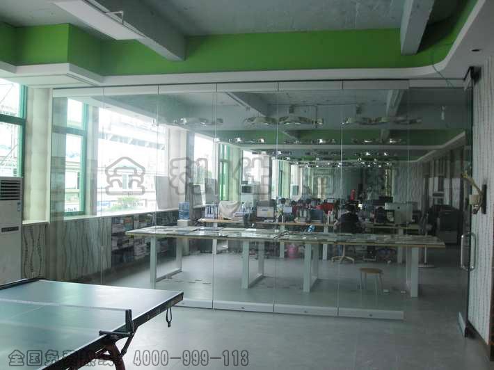 石湾卫浴城B馆北楼无框玻璃屏风图片